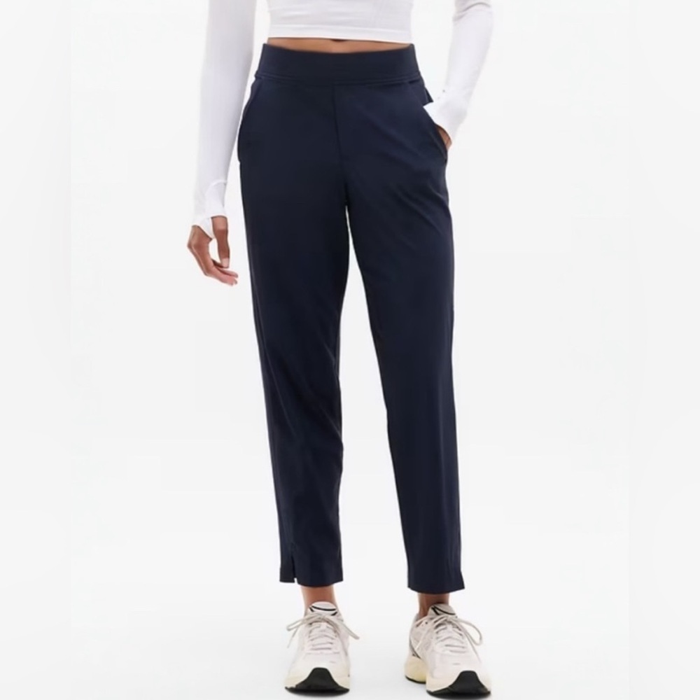 Athleta Brooklyn Mid Rise Ankle Utility Pant In Black Size 0 Petite